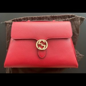 Gucci GG Interlocking Large Leather Shoulder Bag Gold Chain Strap Like New